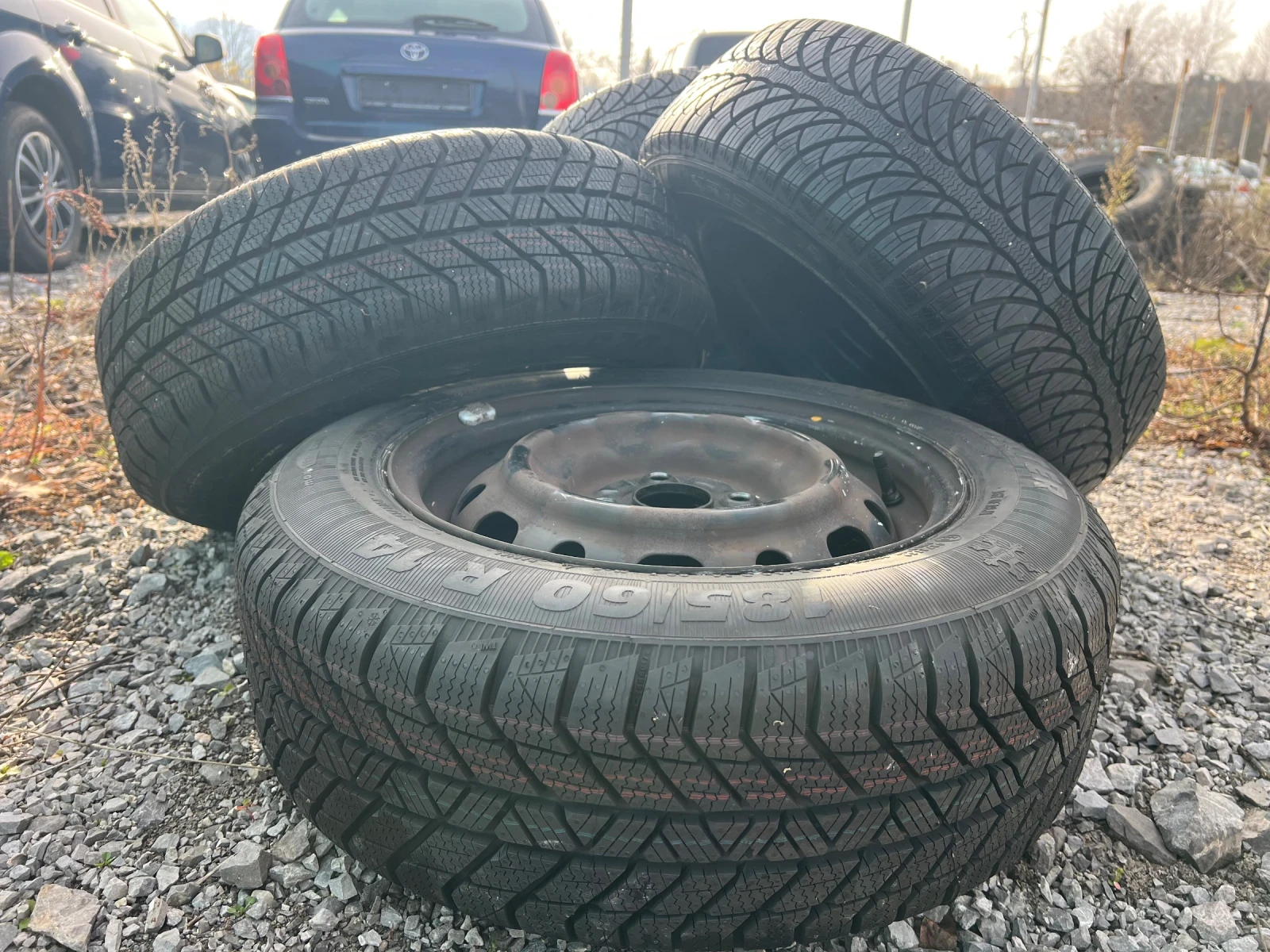 ���� � ������ 185/60R14 �� Mazda 2 | Mobile.bg � ����������� 1