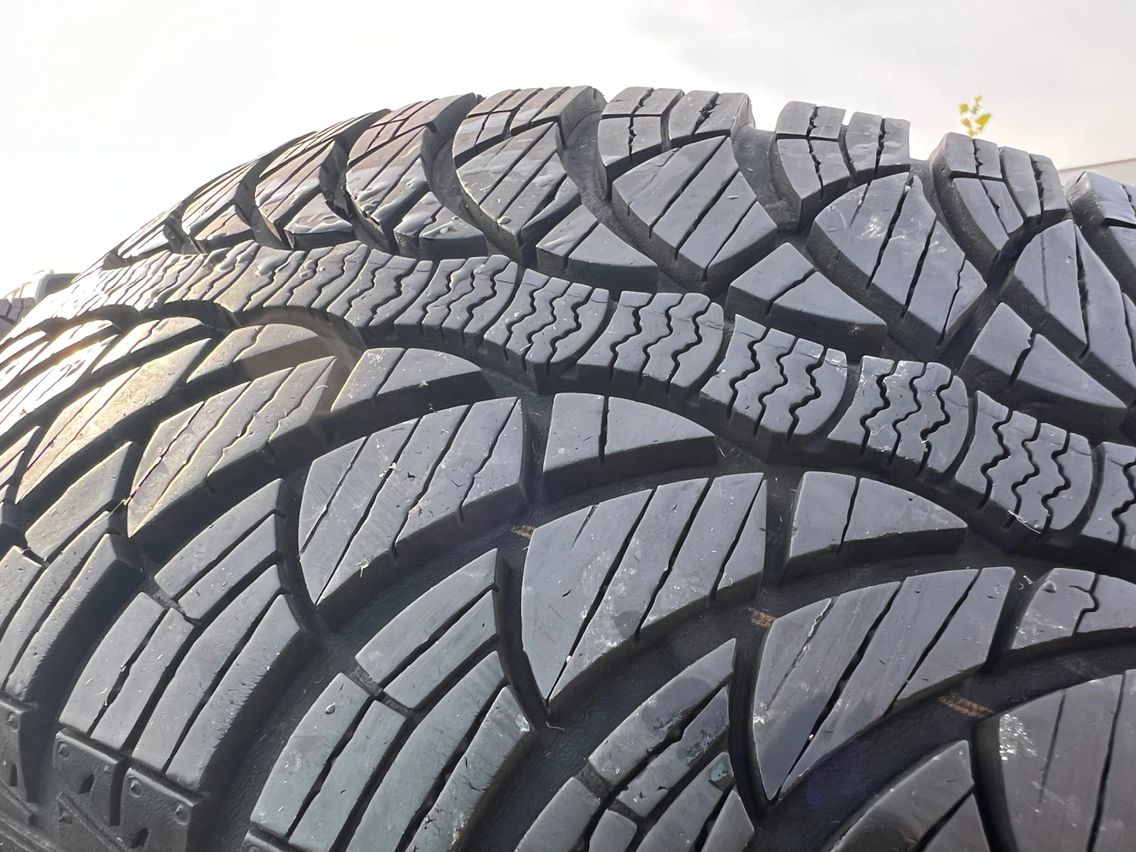 ���� � ������ 185/60R14 �� Mazda 2 | Mobile.bg � ����������� 3