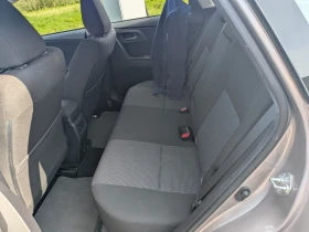 Toyota Auris, снимка 5