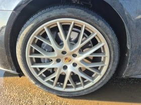 Porsche Panamera 4 * Matrix фарове * Без инциденти * CARFAX *  - 40100 € / 78428.78 лв. - 62254505 13