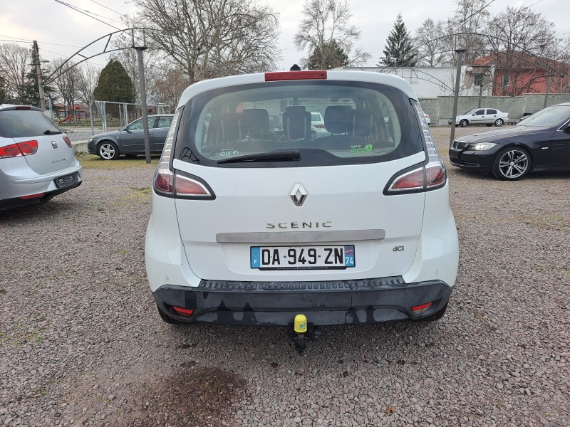 Renault Scenic 1.5dci НОВА!!!!!, снимка 6 - Автомобили и джипове - 39781902