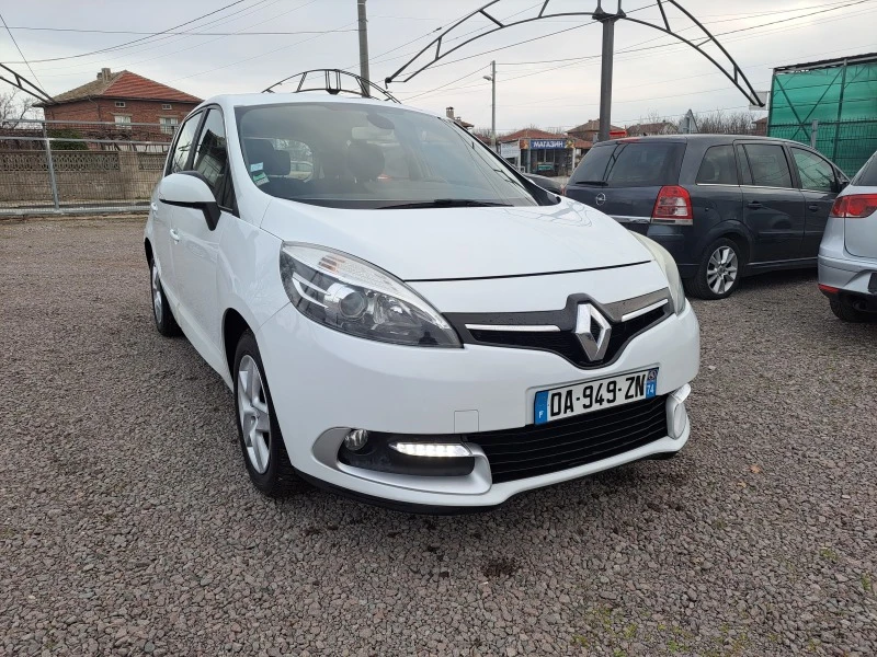 Renault Scenic 1.5dci НОВА!!!!!, снимка 3 - Автомобили и джипове - 39781902