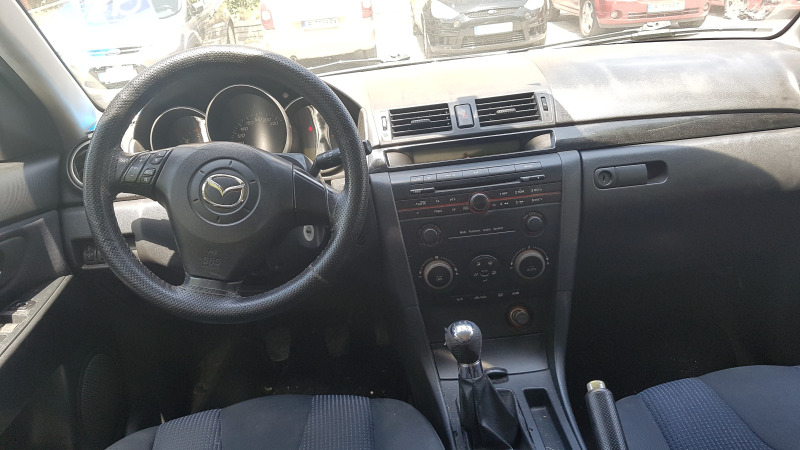 Mazda 3, снимка 4 - Автомобили и джипове - 46365224