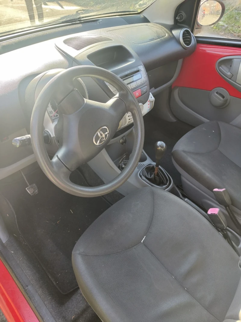 Toyota Aygo, снимка 5 - Автомобили и джипове - 48512741