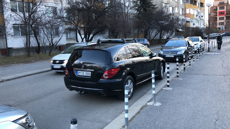 Mercedes-Benz R 350, снимка 1 - Автомобили и джипове - 48916569