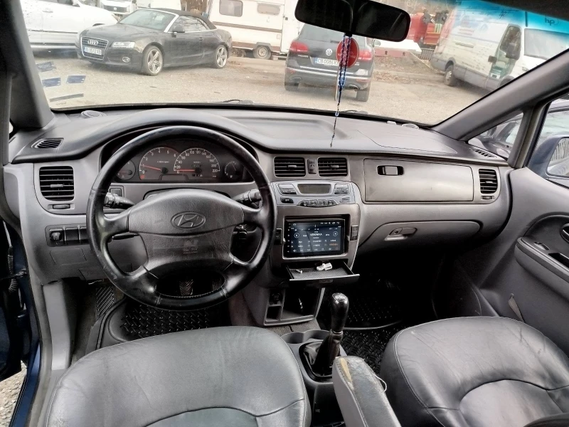 Hyundai Trajet 2000, снимка 8 - Автомобили и джипове - 51982948