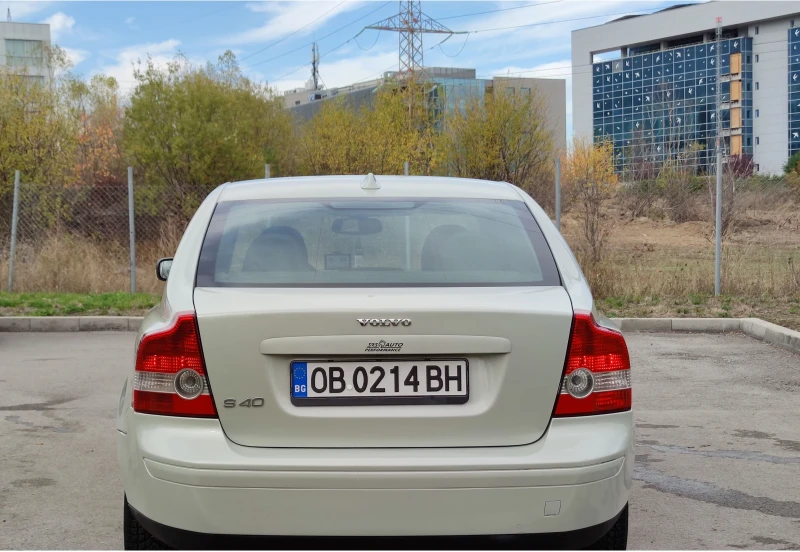 Volvo S40 Momentum, снимка 4 - Автомобили и джипове - 52191291