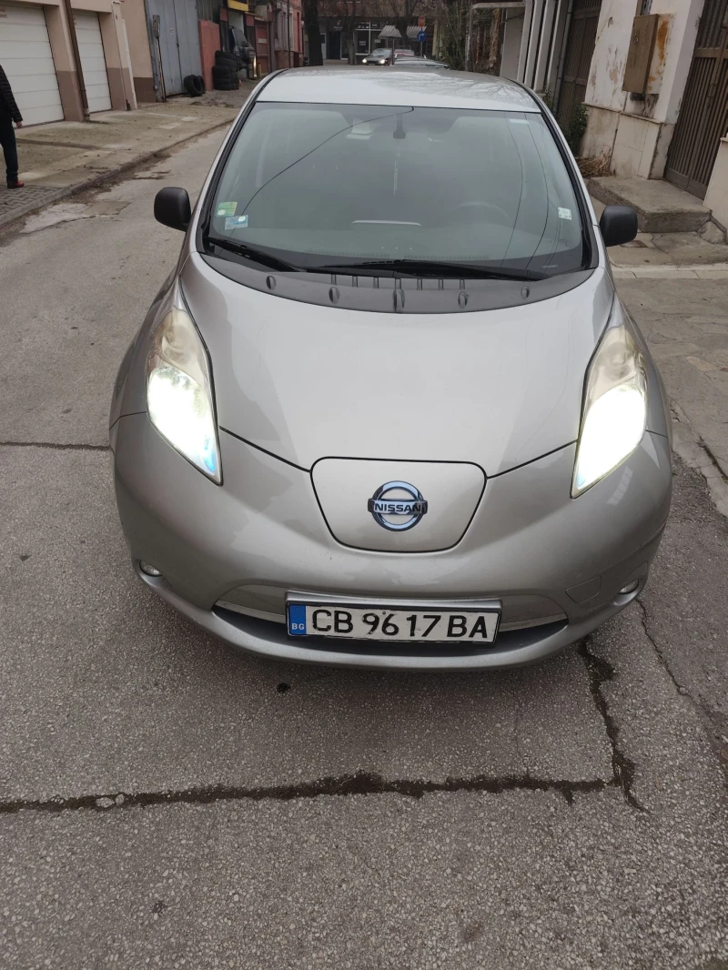 Nissan Leaf , снимка 2 - Автомобили и джипове - 52652130