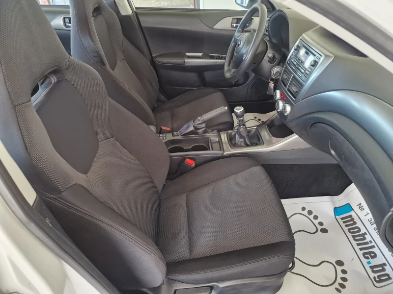 Subaru Impreza 2.0  150кс 4х4, снимка 9 - Автомобили и джипове - 52803888