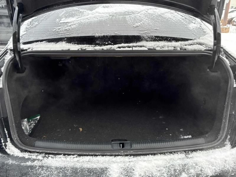 Audi A3 2.0T Progressiv  CARFAX, снимка 12 - Автомобили и джипове - 53272228