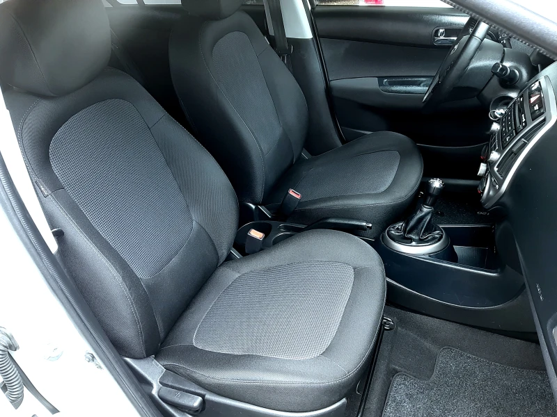 Hyundai I20 1.25-КЛИМА ! , снимка 10 - Автомобили и джипове - 53532837