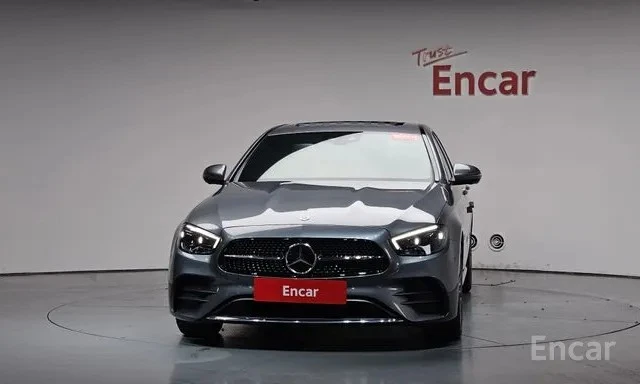 Mercedes-Benz E 250 E250 AMG Line | 360  Камера | HUD | Панорама, снимка 3 - Автомобили и джипове - 55564211