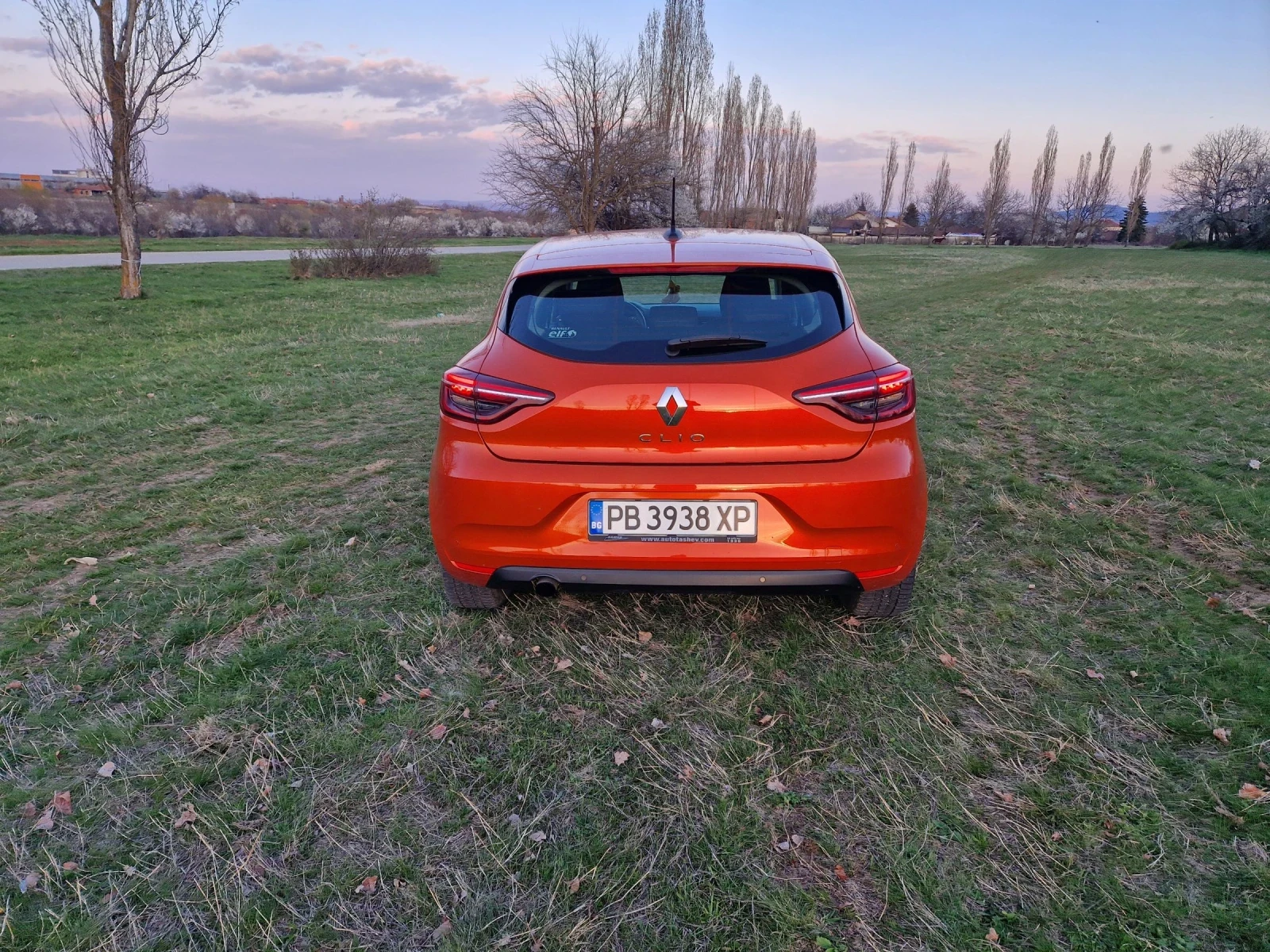 Renault Clio 1.0Тсе 100кс+ ГАЗ  - изображение 5