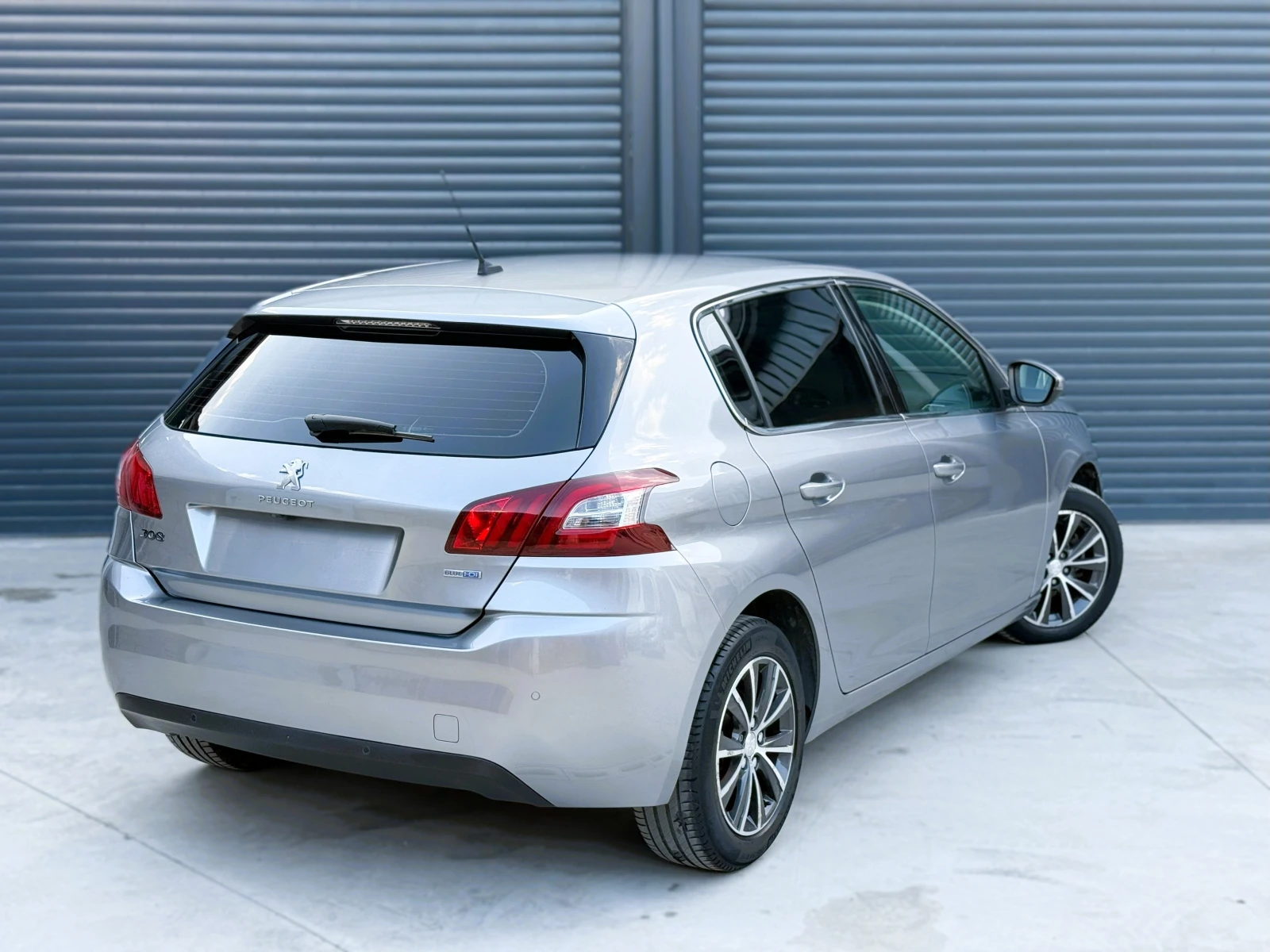 Peugeot 308 1.6BlueHDI Allure - изображение 2