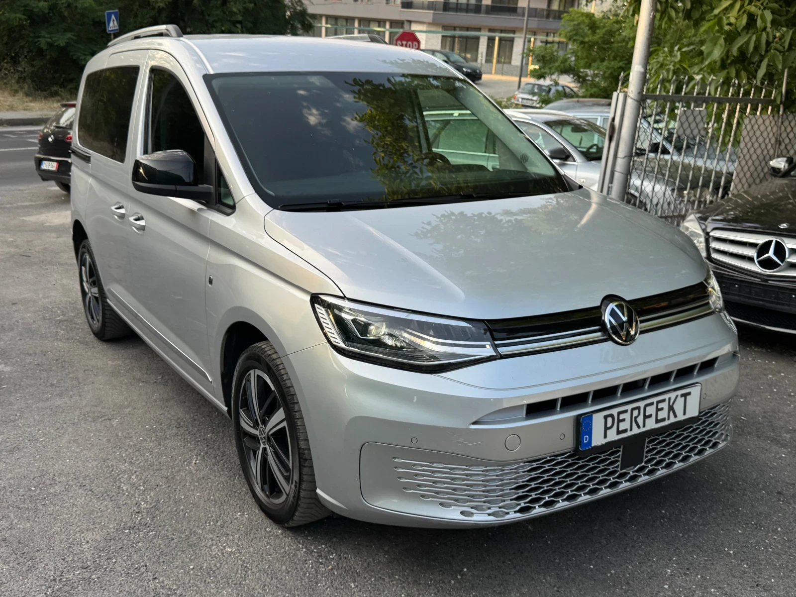 VW Caddy 2.0TDI DSG STYLE - изображение 3