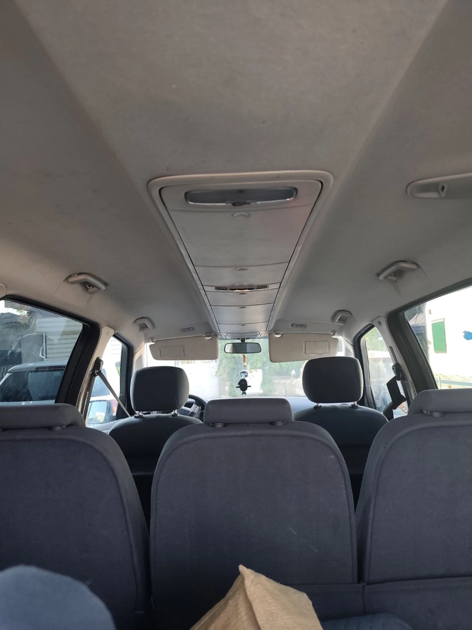 Ford Galaxy  - изображение 7