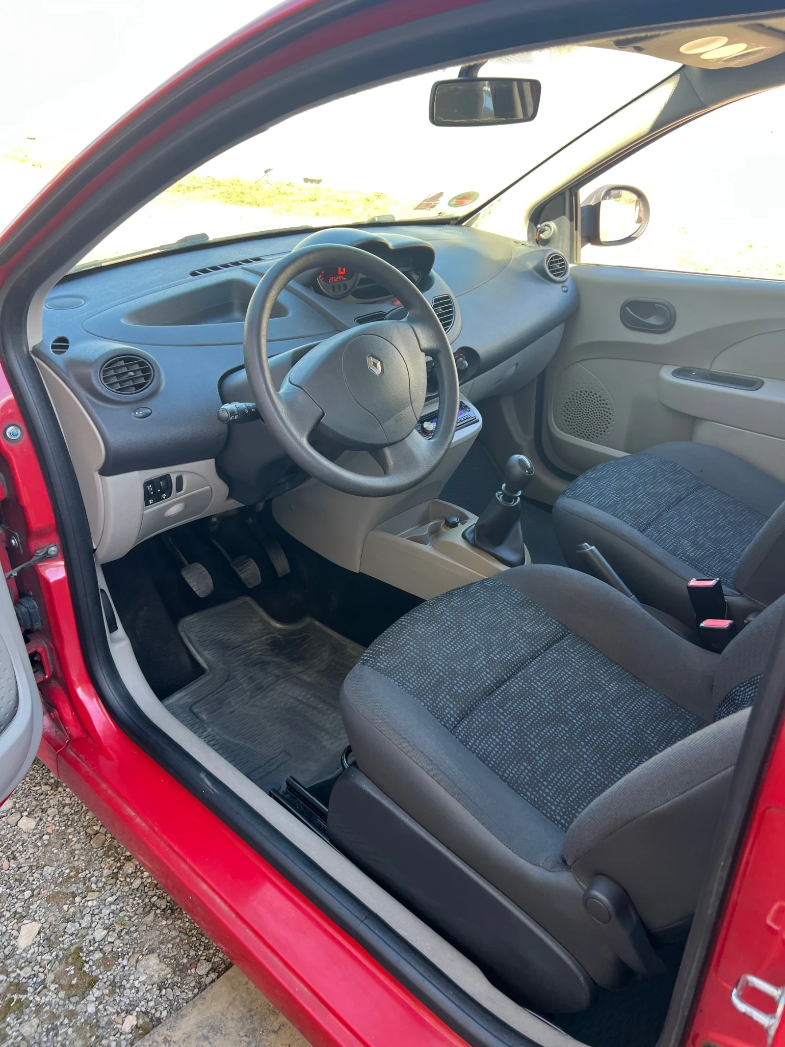 Renault Twingo  - изображение 6