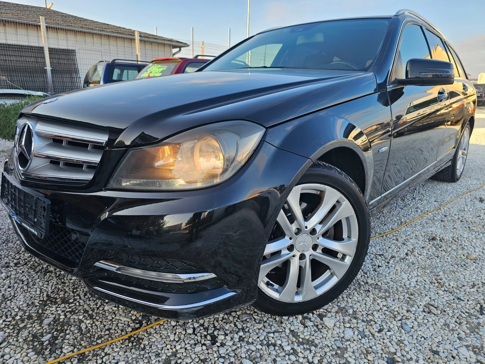 Mercedes-Benz C 200 2.2CDI-136к.с. NAVI/AVTOMAT/Blue efficiency/ Face - изображение 2