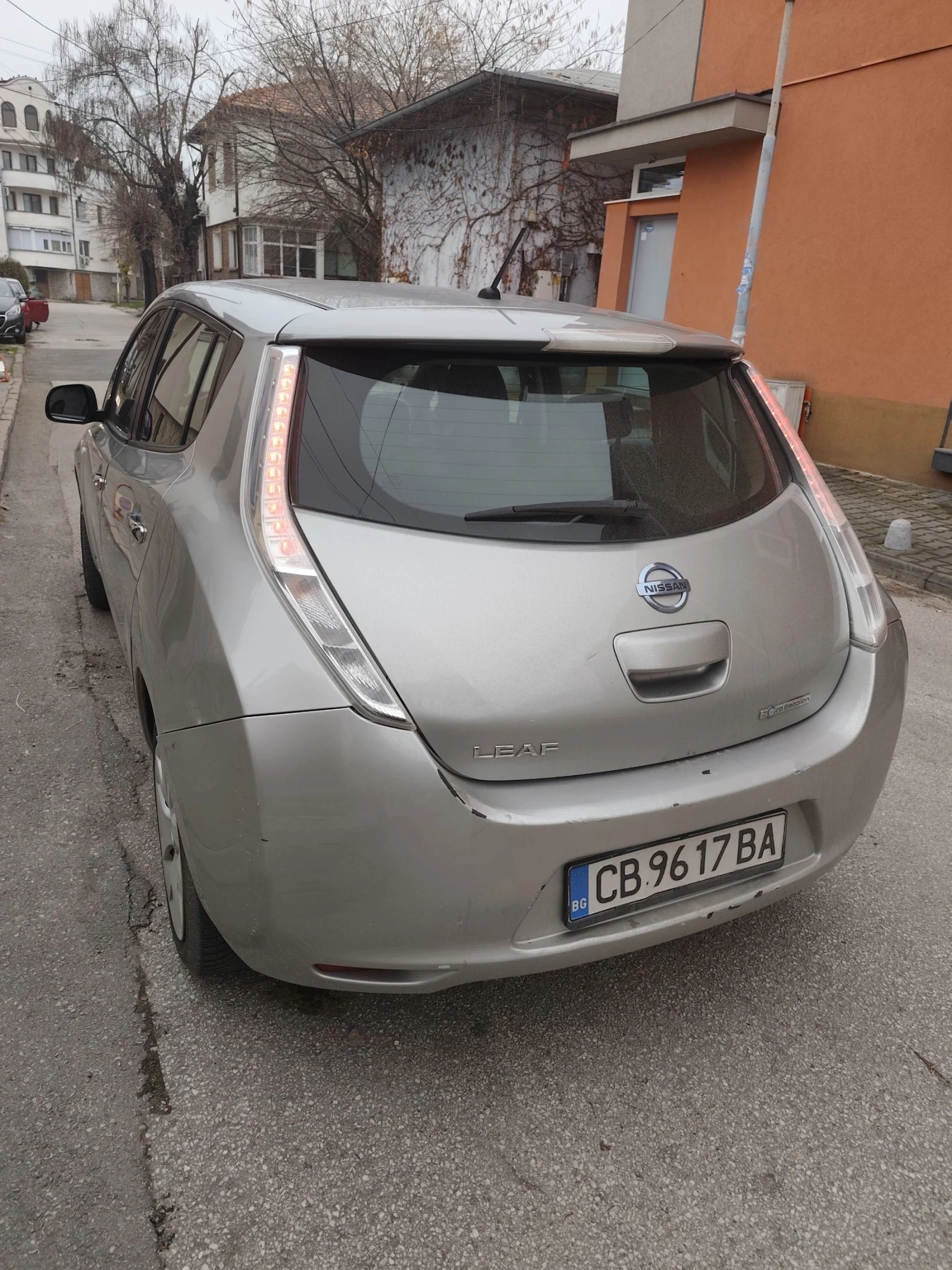 Nissan Leaf   - изображение 4