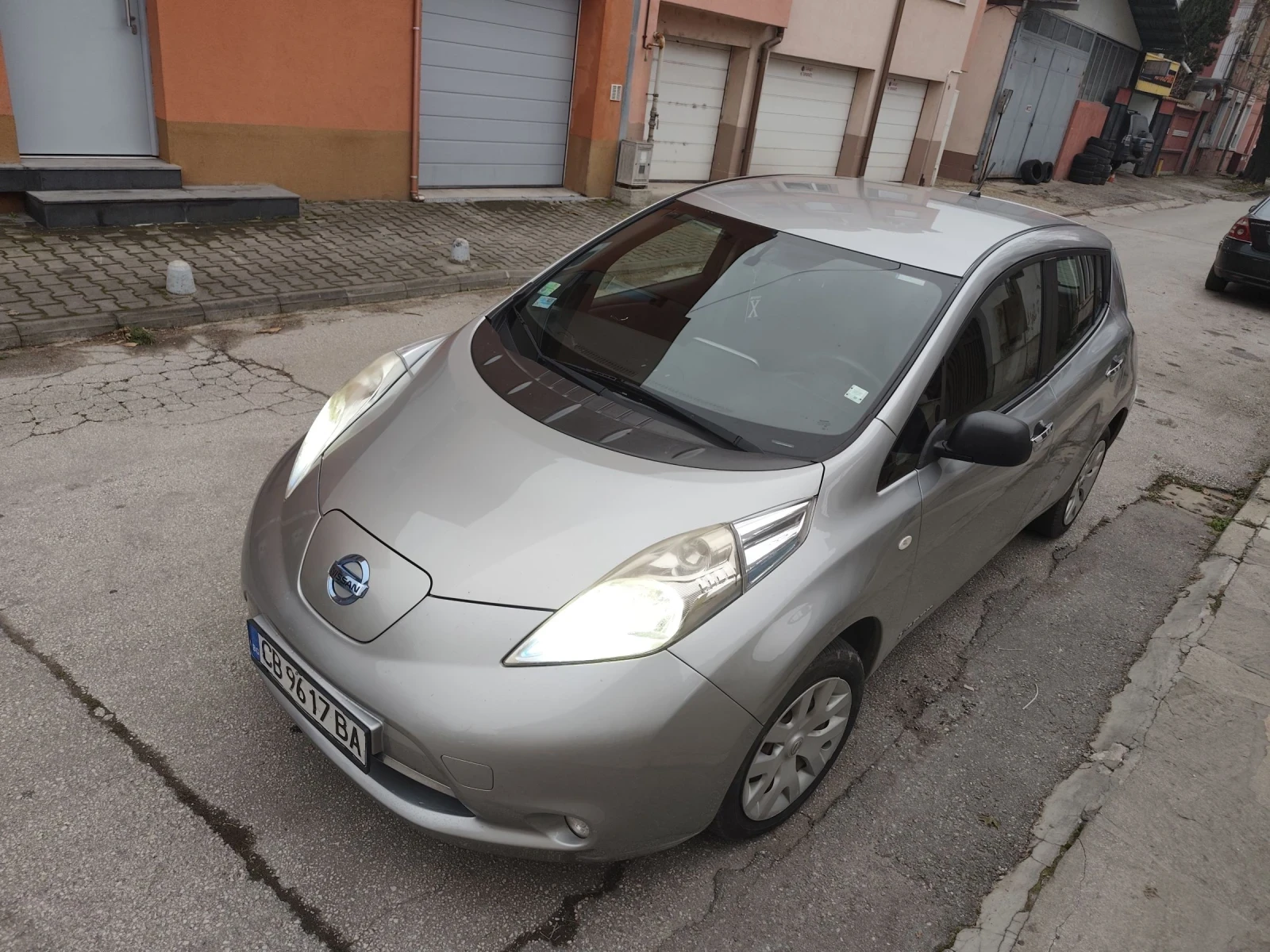 Nissan Leaf  | Mobile.bg � ����������� 1