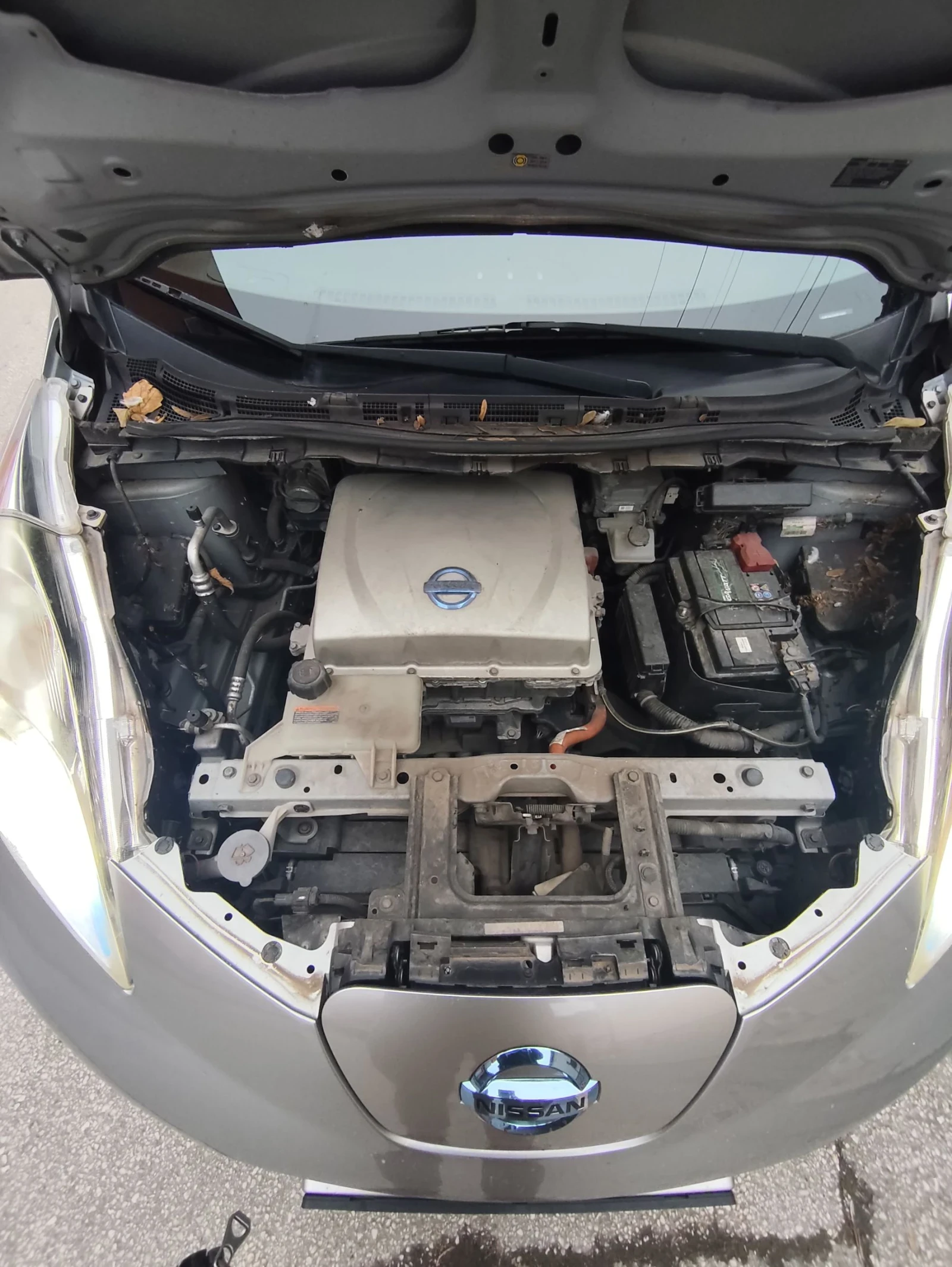 Nissan Leaf   - изображение 8