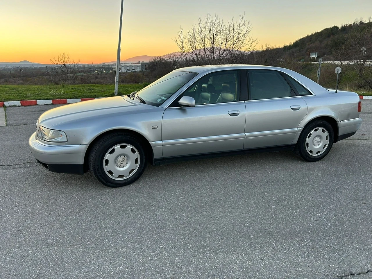 Audi A8 2.5 TDI Quattro - изображение 2