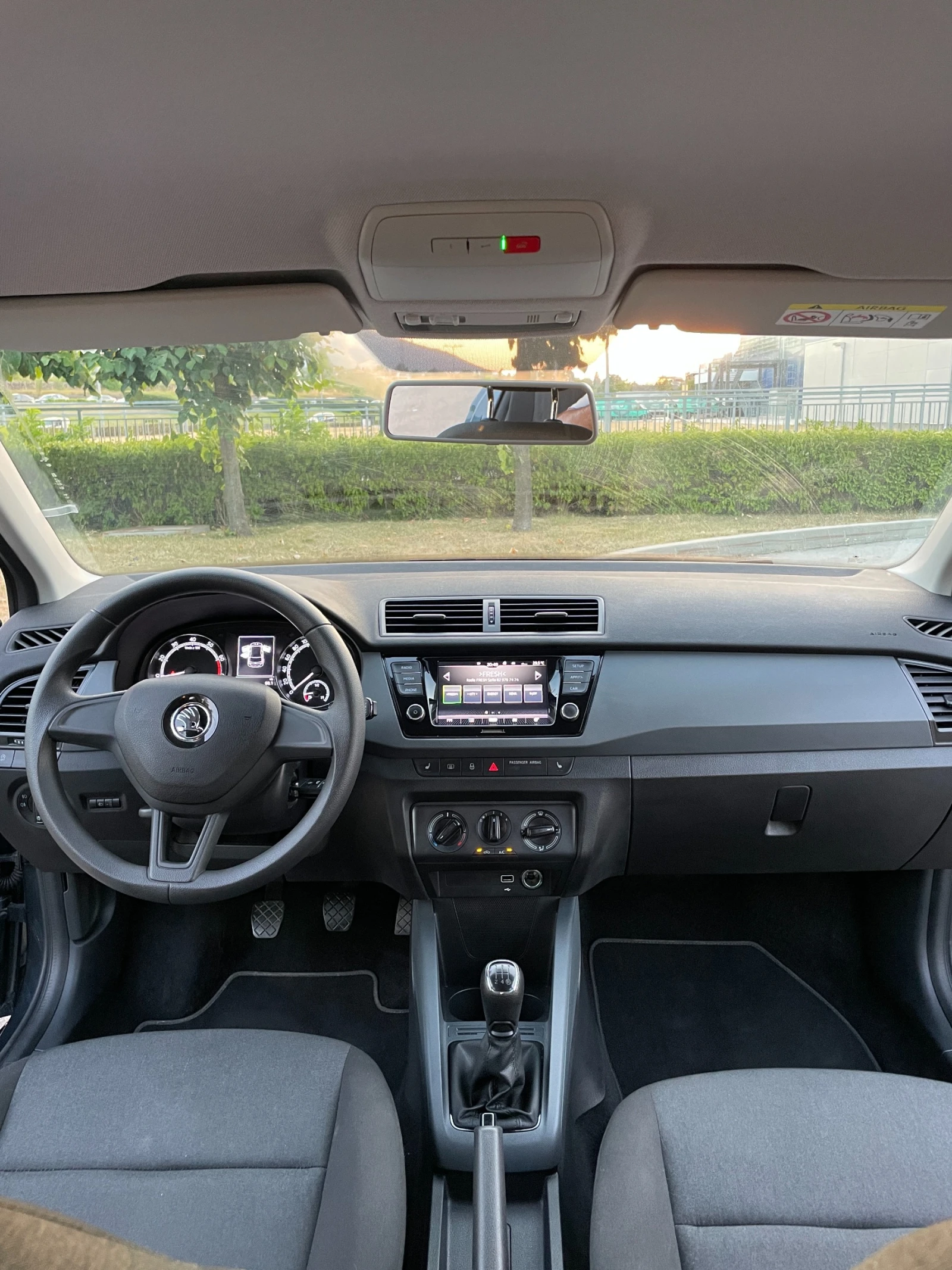 Skoda Fabia 57000 км. * LED * НОВ ВНОС * FACE LIFT, снимка 10 - Автомобили и джипове - 53838434