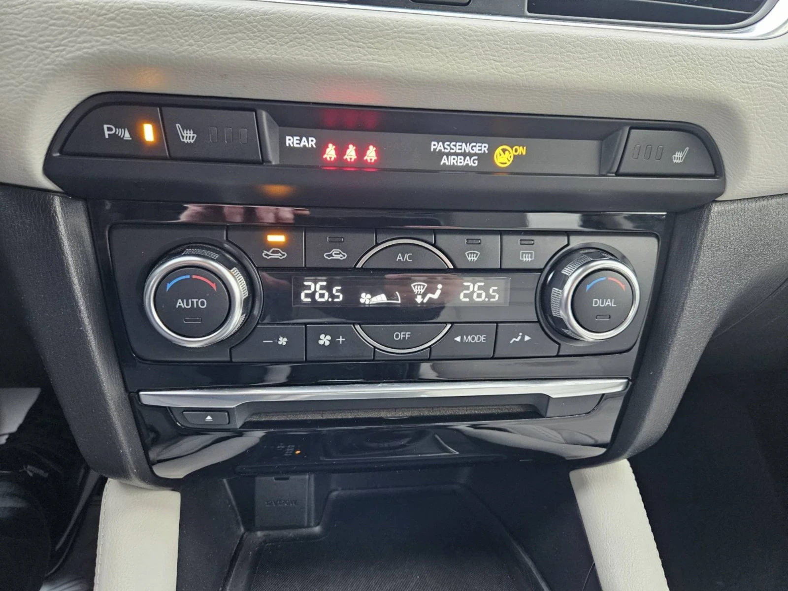 Mazda 6 2.2 SKYACTIV 175k.c., снимка 14 - Автомобили и джипове - 54005419