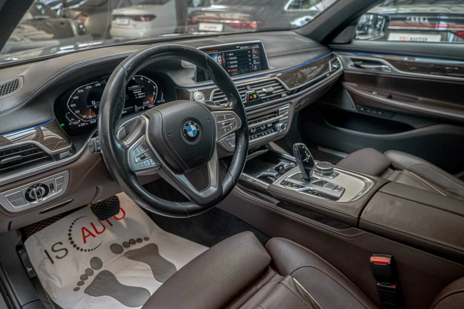 BMW 750 �-Packet/xDrive/Harman Kardon/HuD/���������/������ | Mobile.bg � ����������� 7
