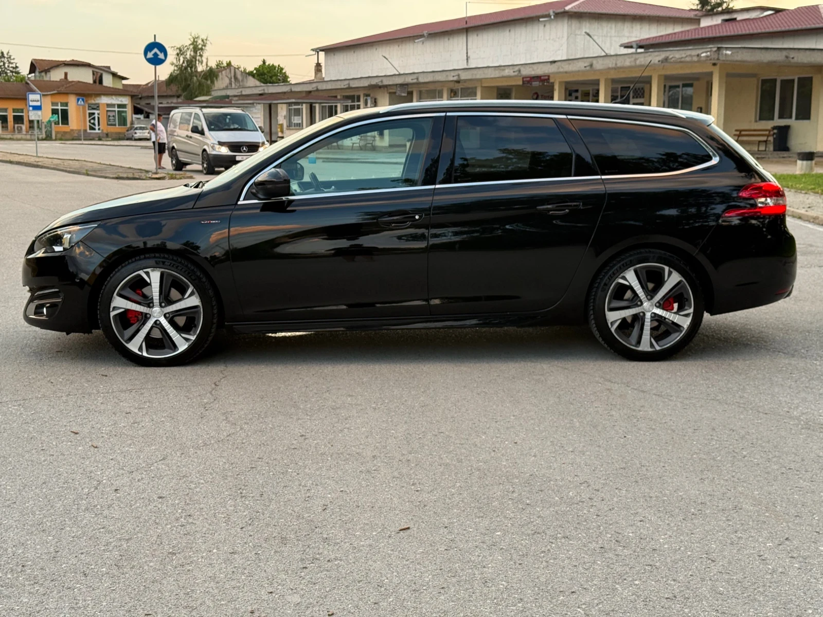 Peugeot 308 2.0BlueHDI GT-line | Mobile.bg � ����������� 6