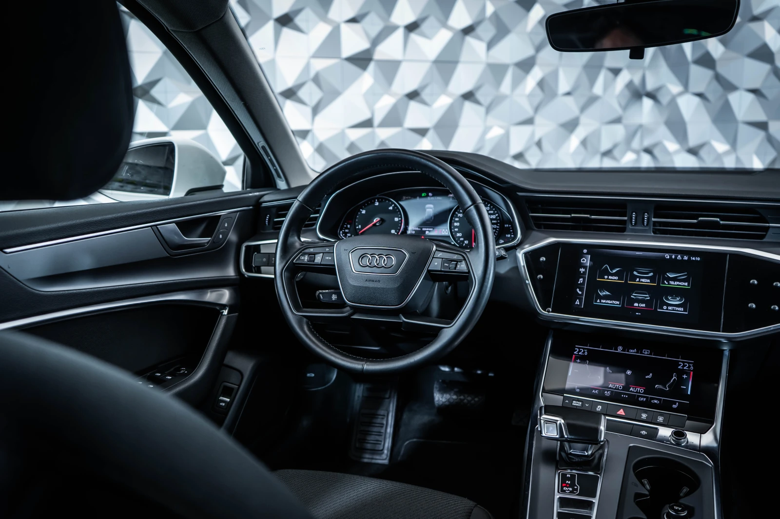 Audi A6 45 TDI Quattro* Camera, снимка 12 - Автомобили и джипове - 54929186