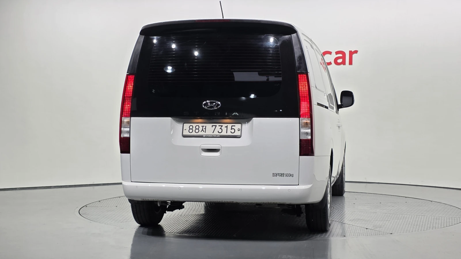 Hyundai Staria Modern* BLIND SPOT* ПОДГРЕВ ВОЛАН* КРАЙНА ЦЕНА, снимка 4 - Автомобили и джипове - 55348382