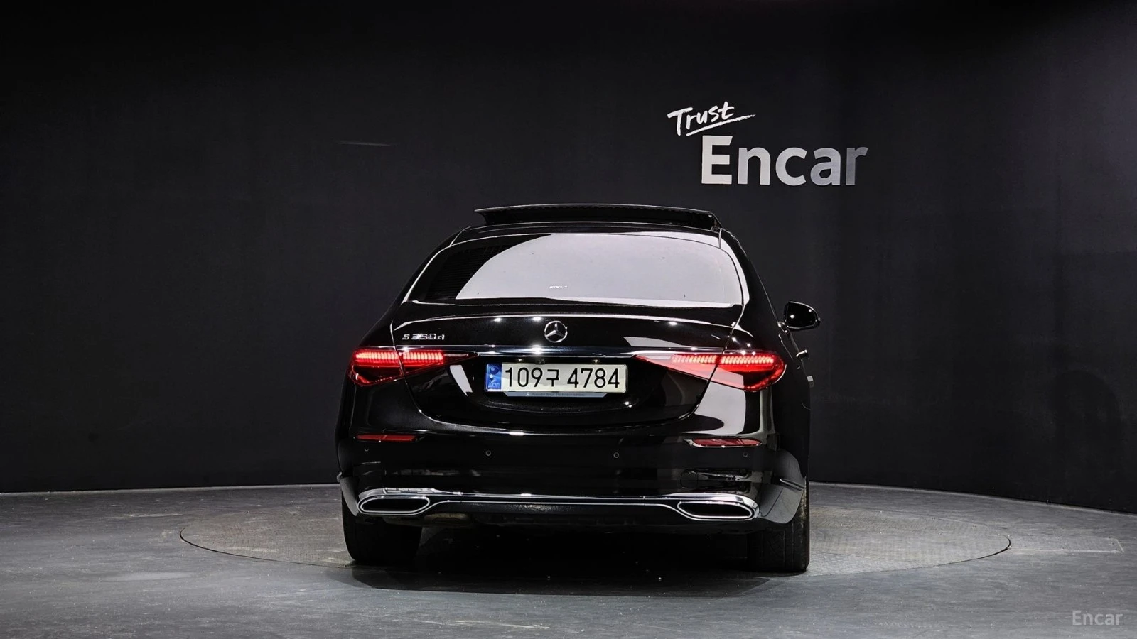 Mercedes-Benz S 350 d* ДИСТРОНИК* ПОДГРЕВ* ОБДУХВАНЕ* 360* HUD* , снимка 4 - Автомобили и джипове - 55437951
