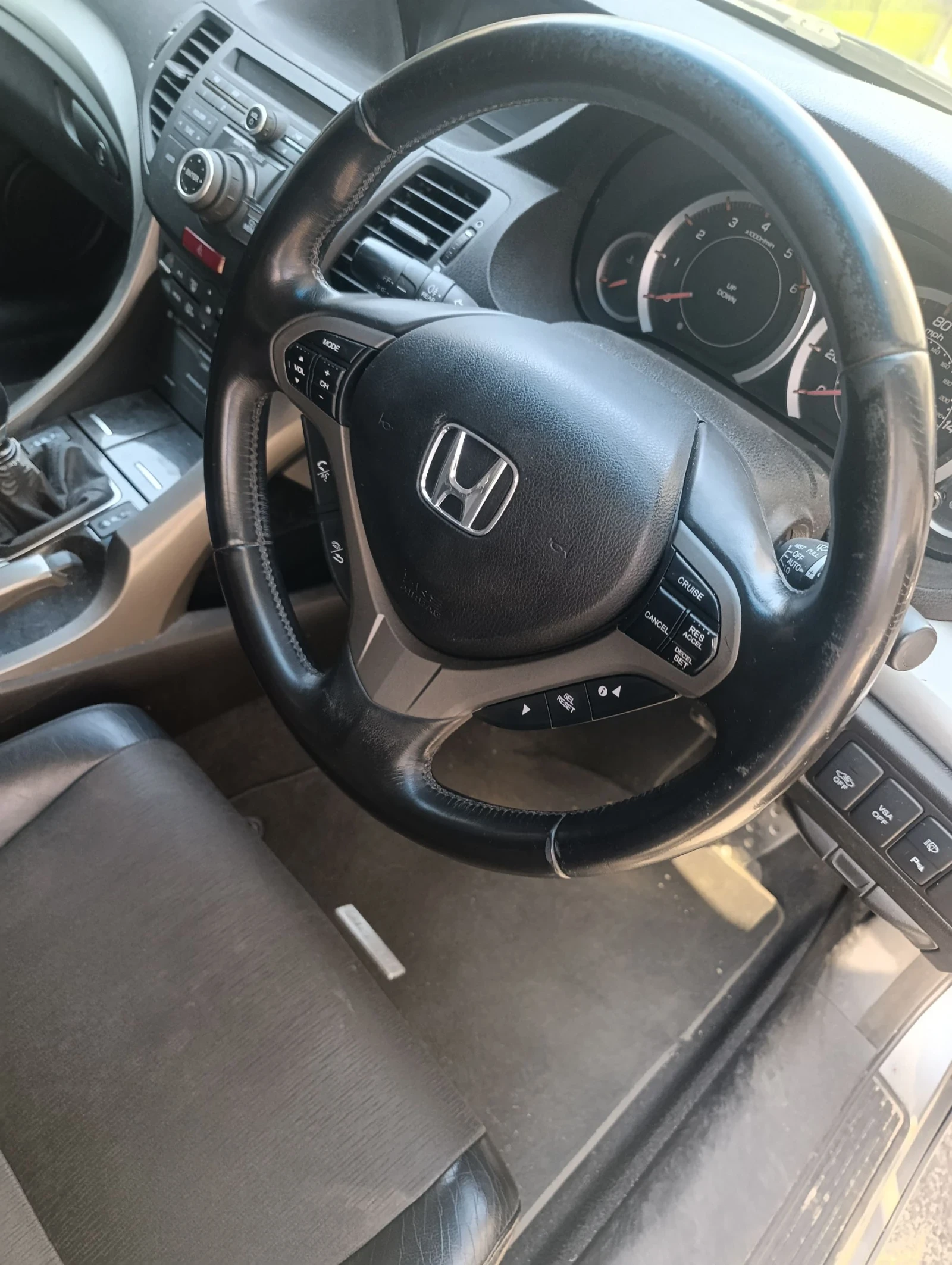 Honda Accord 2.2 idtec, снимка 14 - Автомобили и джипове - 55872190