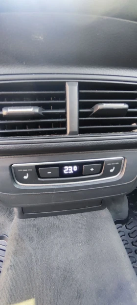 Audi Q7 - 47500 лв. - 27438017 12