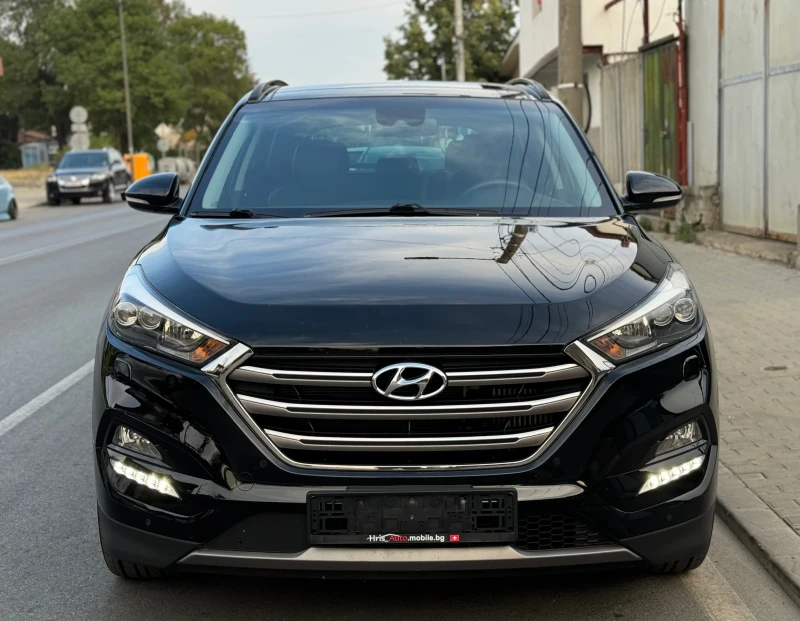 Hyundai Tucson 2.0CRDI 4WD Внос Швейцария, снимка 8 - Автомобили и джипове - 47484920