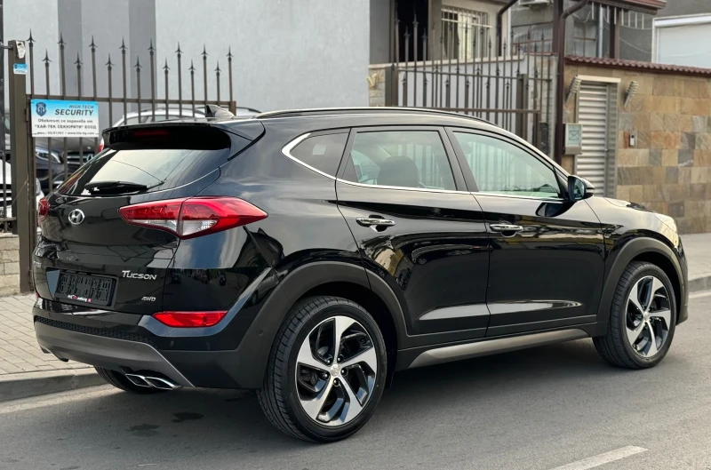 Hyundai Tucson 2.0CRDI 4WD Внос Швейцария, снимка 6 - Автомобили и джипове - 47484920