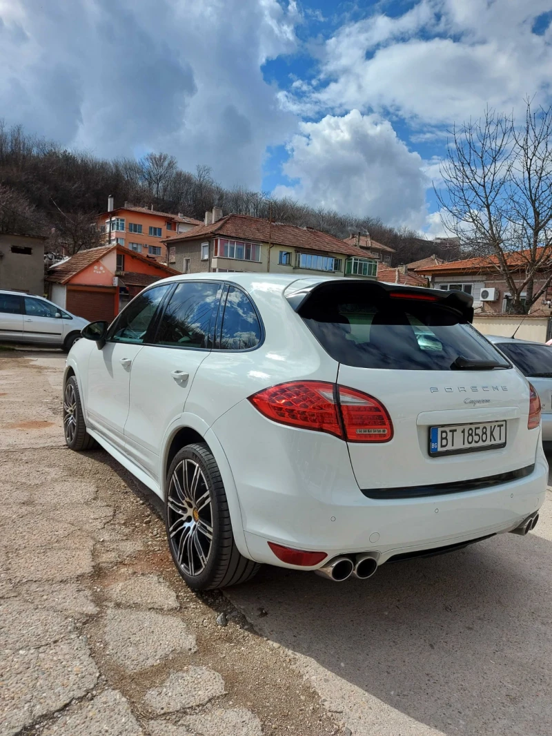 Porsche Cayenne 3.0  245к.с., снимка 7 - Автомобили и джипове - 48105559