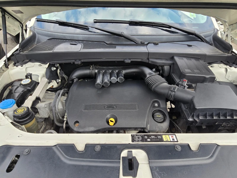 Land Rover Freelander 2.2TD4/AWD/Лизинг, снимка 17 - Автомобили и джипове - 51909360