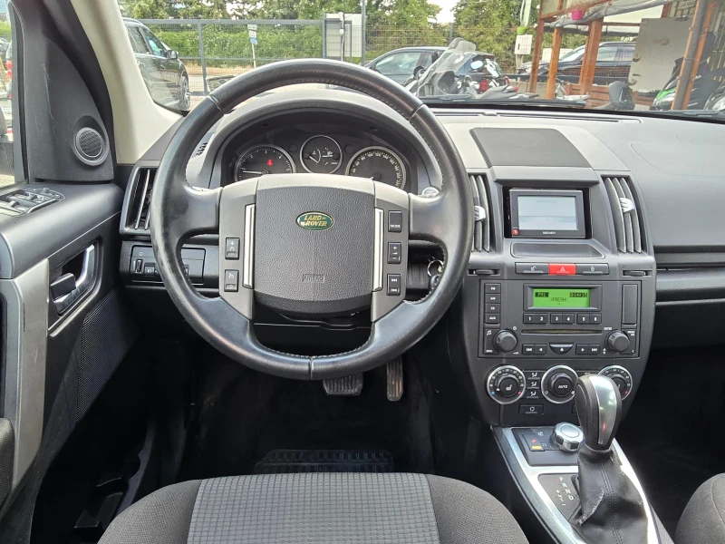 Land Rover Freelander 2.2TD4/AWD/Лизинг, снимка 11 - Автомобили и джипове - 51909360