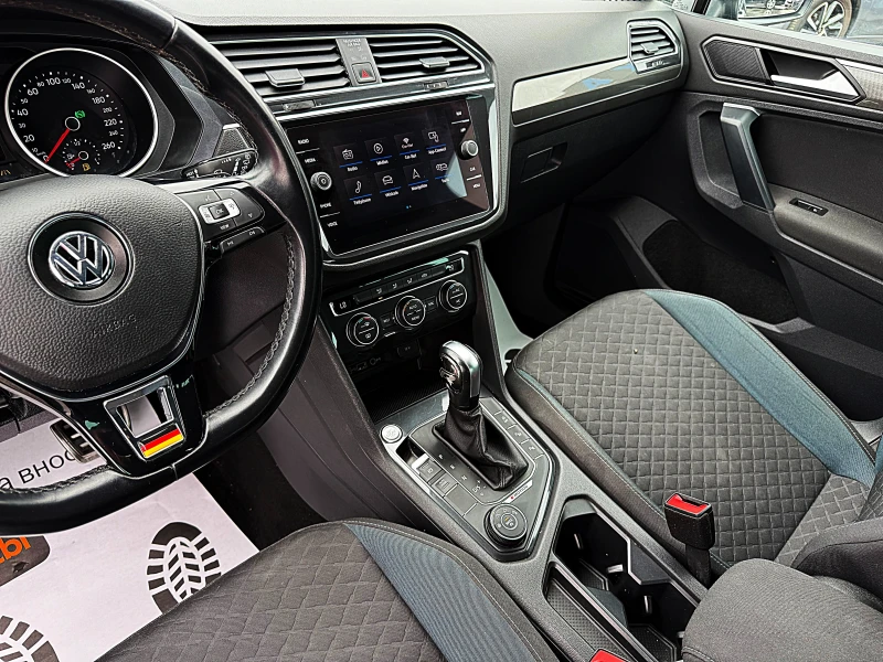 VW Tiguan ПРОДАДЕНА !!!, снимка 10 - Автомобили и джипове - 51448814