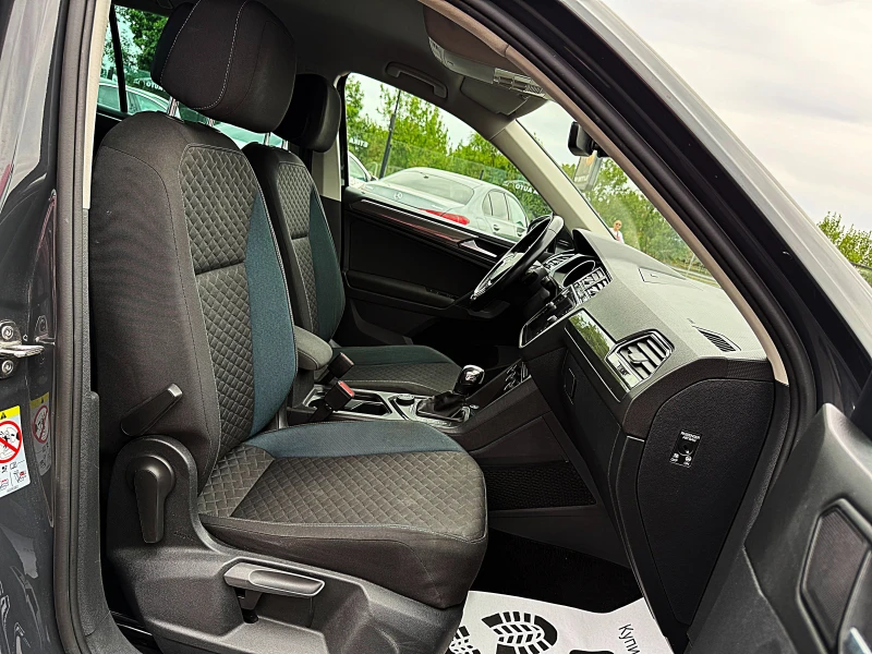 VW Tiguan ПРОДАДЕНА !!!, снимка 11 - Автомобили и джипове - 51448814