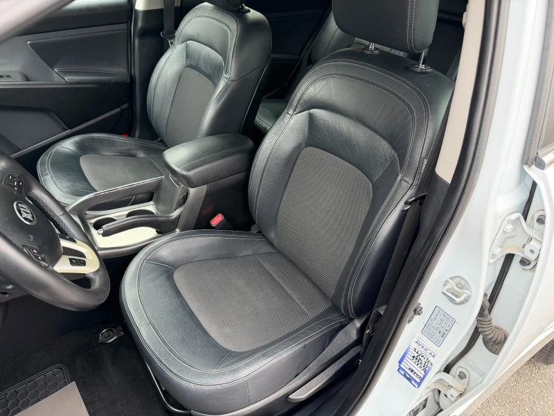 Kia Sportage 2.0D* 4X4* ИТАЛИЯ* , снимка 10 - Автомобили и джипове - 52421616