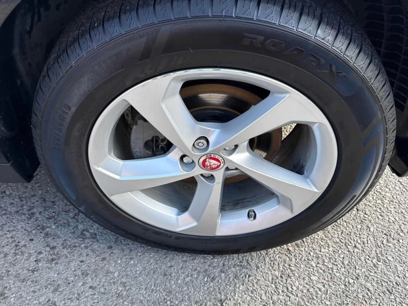 Jaguar F-PACE * Premium * CARFAX * БЕЗ ПЪРВОНАЧАЛНА ВНОСКА, снимка 7 - Автомобили и джипове - 52611185