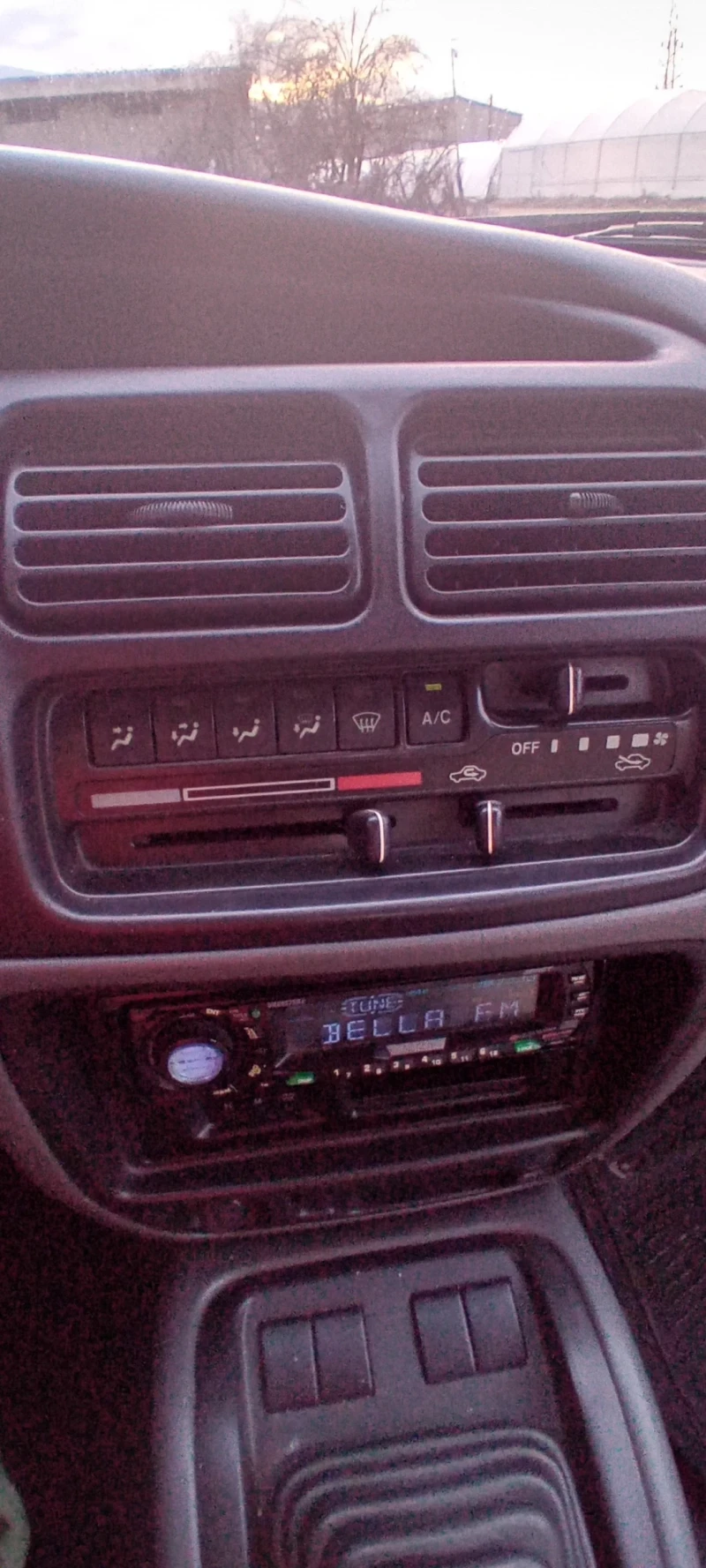 Suzuki Grand vitara 2.0 , 128 Гърция, снимка 15 - Автомобили и джипове - 52945437