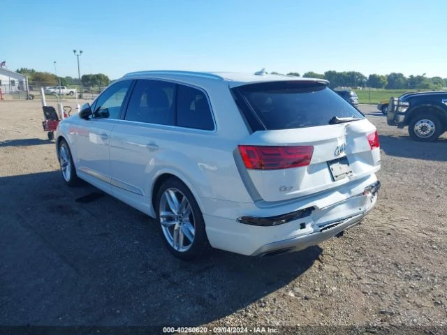 Audi Q7 PREMIMUM* BOSE* ПАНО* ДИГИТАЛНО ТАБЛО* , снимка 4 - Автомобили и джипове - 47435317