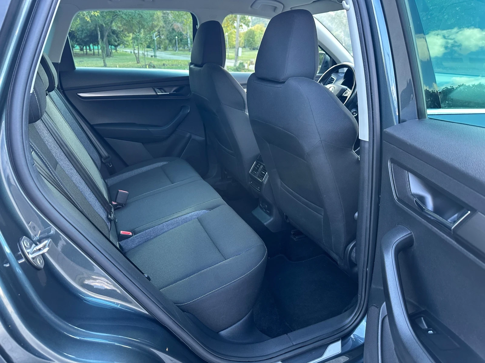 Skoda Karoq 2.0TDI 190 �.�. 4�4 | Mobile.bg � ����������� 11