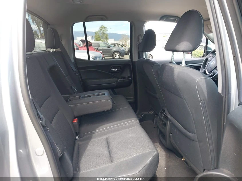 Honda Ridgeline 3.5l Awd Sport, снимка 8 - Автомобили и джипове - 53919039