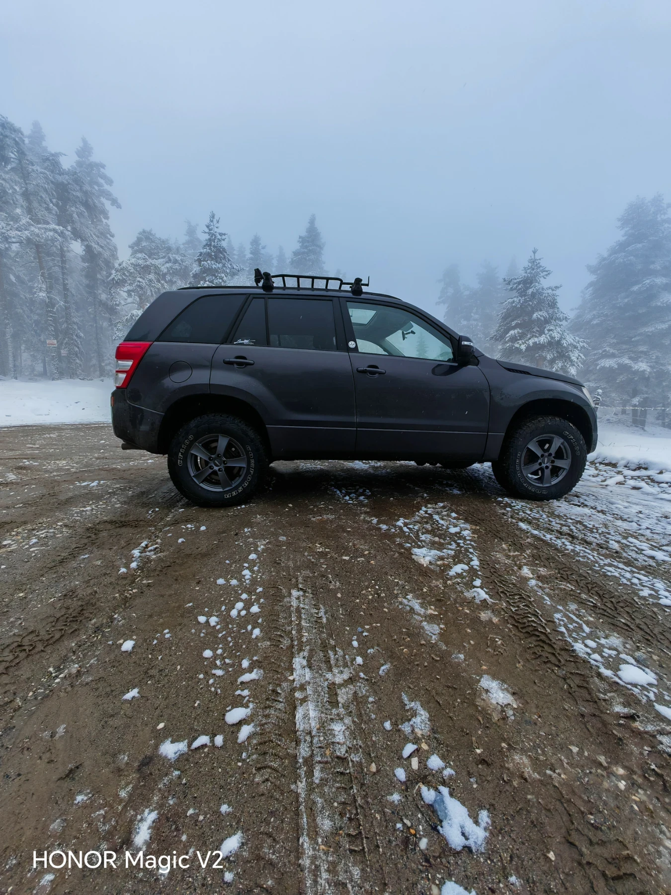 Suzuki Grand vitara 2.4, снимка 7 - Автомобили и джипове - 54380833