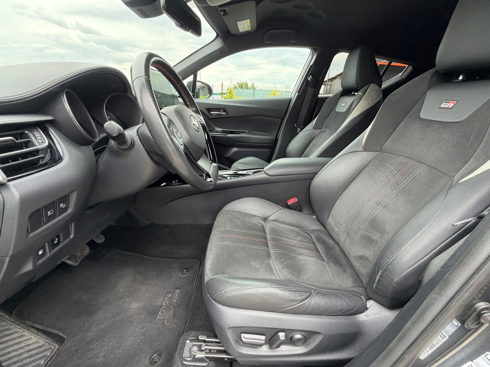 Toyota C-HR GR184к.с., снимка 9 - Автомобили и джипове - 55407086